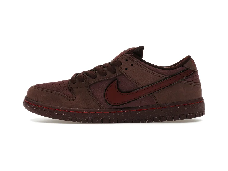 Nike SB Dunk Low City Of Love ""Burgundy Crush""