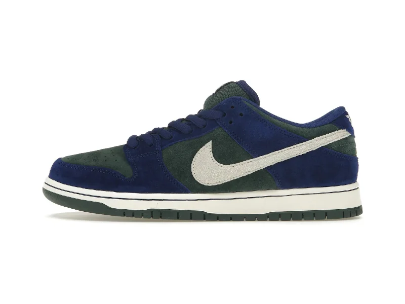 Nike SB Dunk Low ""Deep Royal Blue""