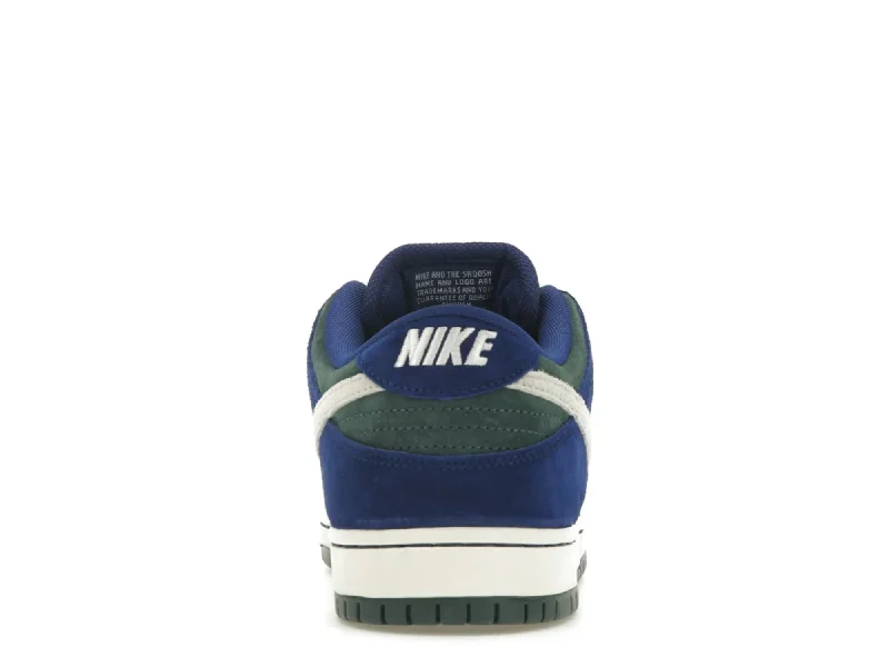 Nike SB Dunk Low ""Deep Royal Blue""