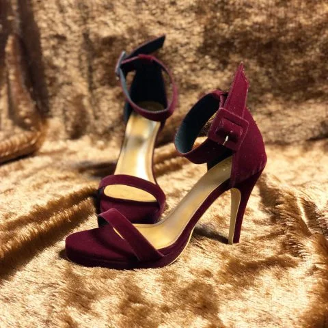 Wine O' Mine  (Customised heels )