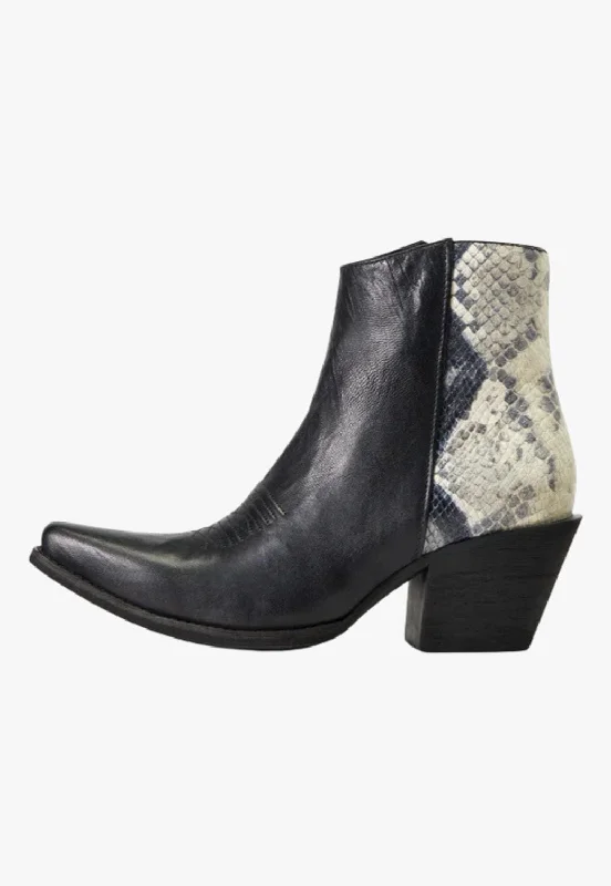 Ariat Womens Carmelita Snake Print Boot