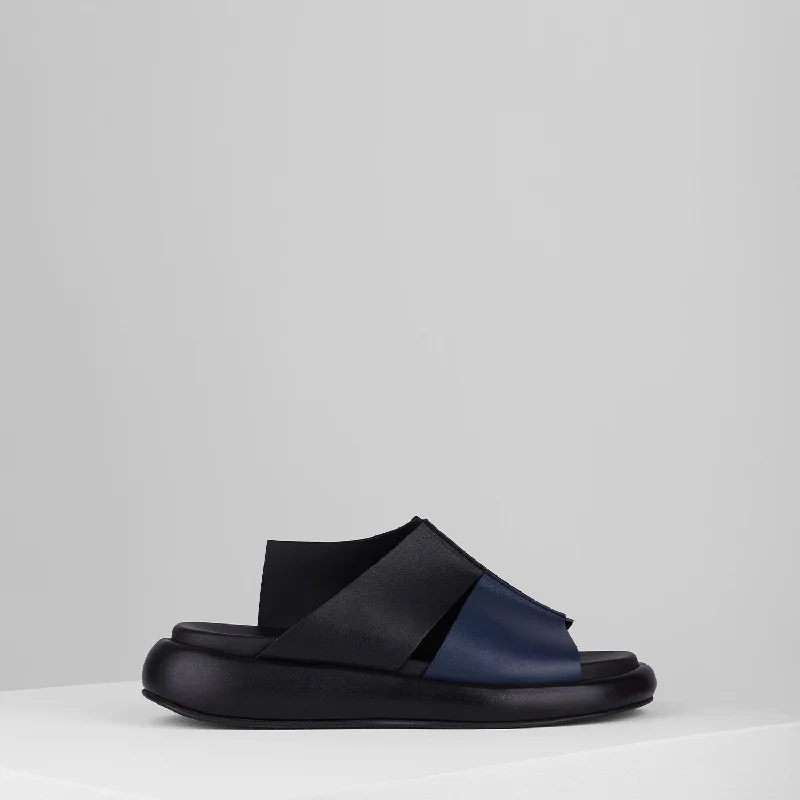 Ciambella Sandals in Blu Nero