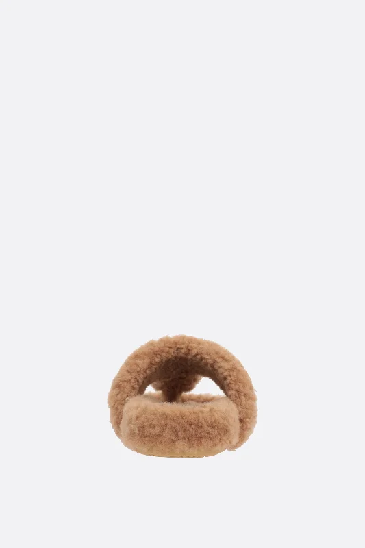 Ease shearling thong sandals