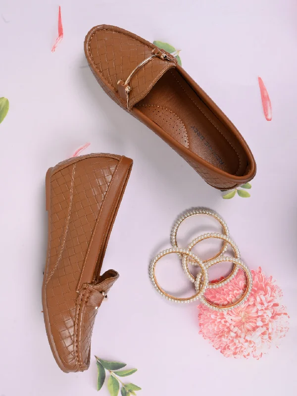 Women Tan Woven Design Loafers