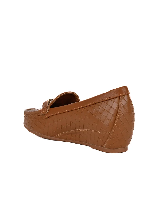 Women Tan Woven Design Loafers