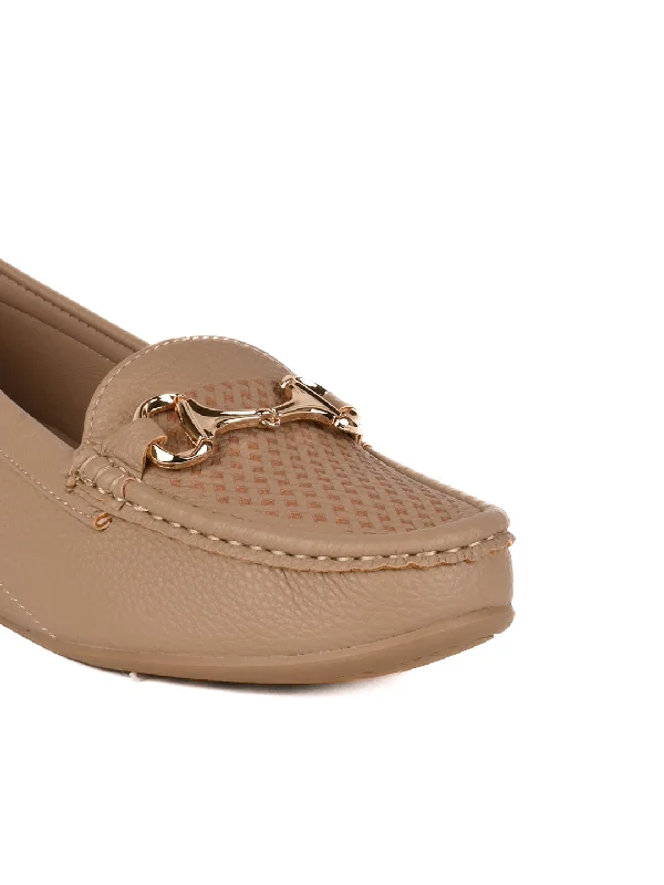 Women Beige Textured Loafers