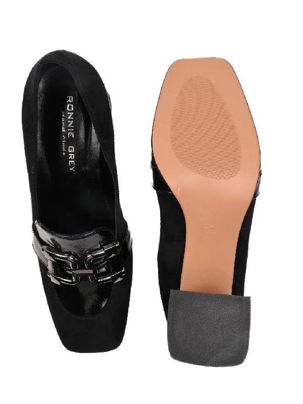 Women Black Solid Loafers