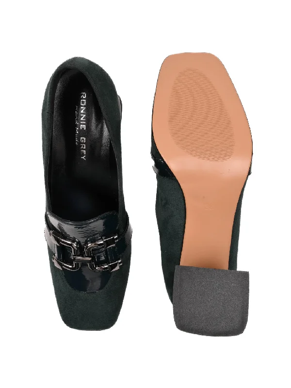 Women Green Solid Loafers