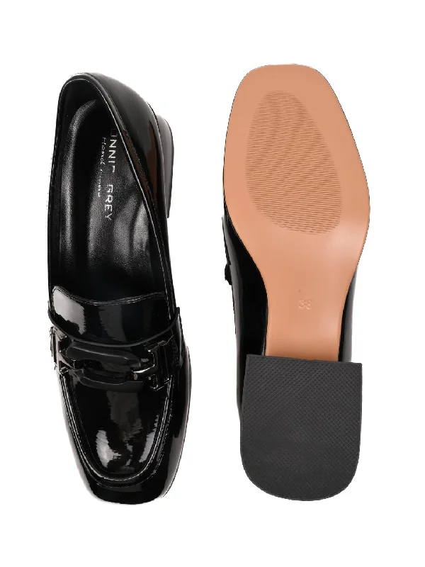 Women Black Solid Loafers