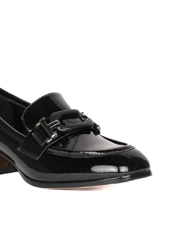 Women Black Solid Loafers