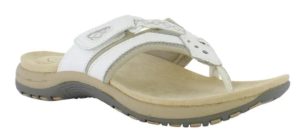 Free Spirit Juliet White Womens Casual Comfort Leather Toe Post Sandals