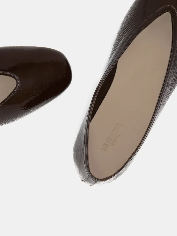 Luna Slipper / Chocolate Patent Leather