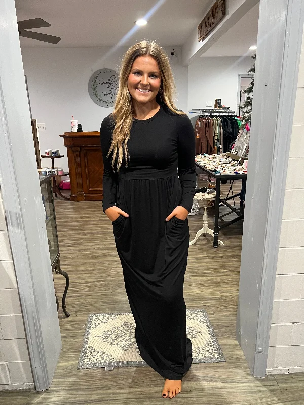 Black long sleeve maxi