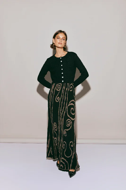 Ivy Muse Knit Maxi Skirt Black Swirl