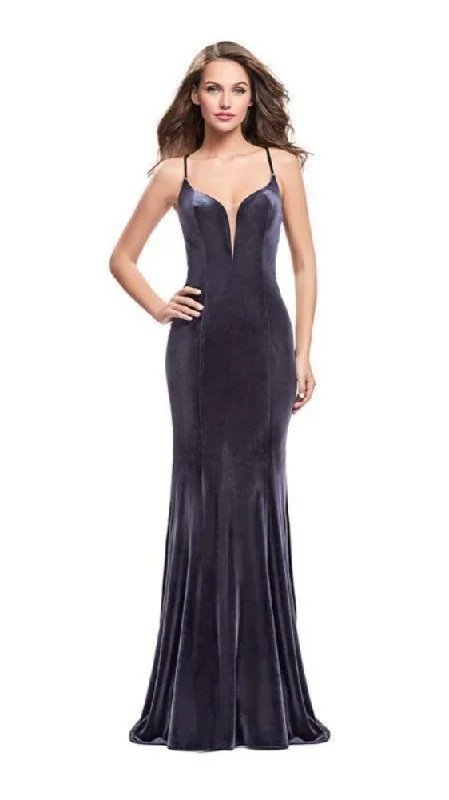 La Femme 24584 Ruched unclassified dresses