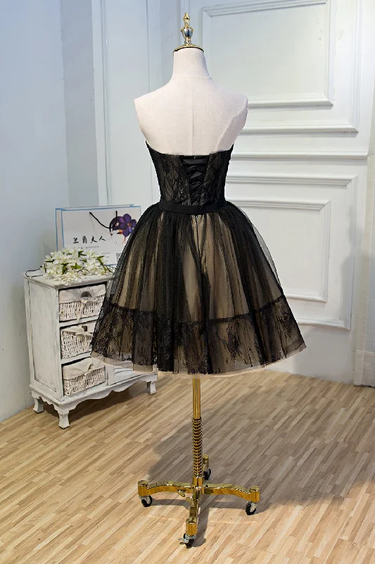 Elegant Black Strapless Lace Up Ball Gown Tulle Homecoming Dresses Tiered Tulle Dress