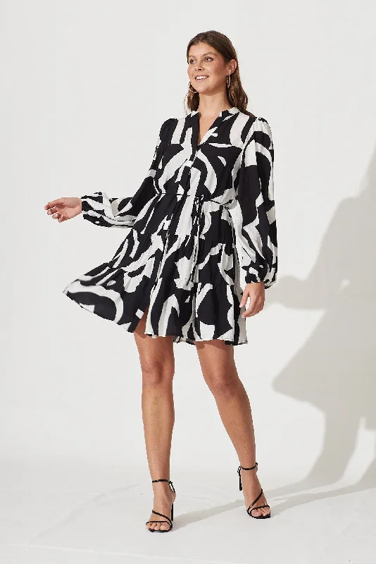 Santal Shirt Dress In Black With White Geometric Print Cotton Blend